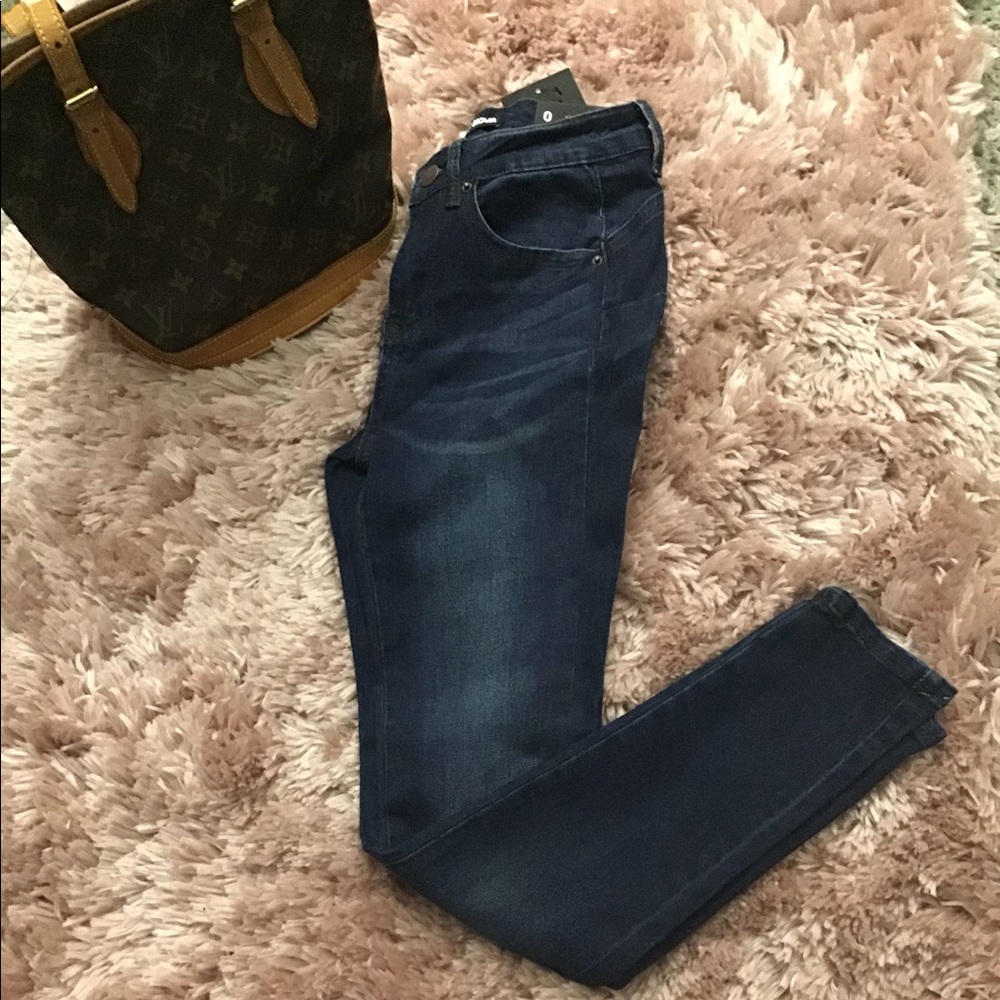 FashionNova ,penthouse suite, booty lifting jean